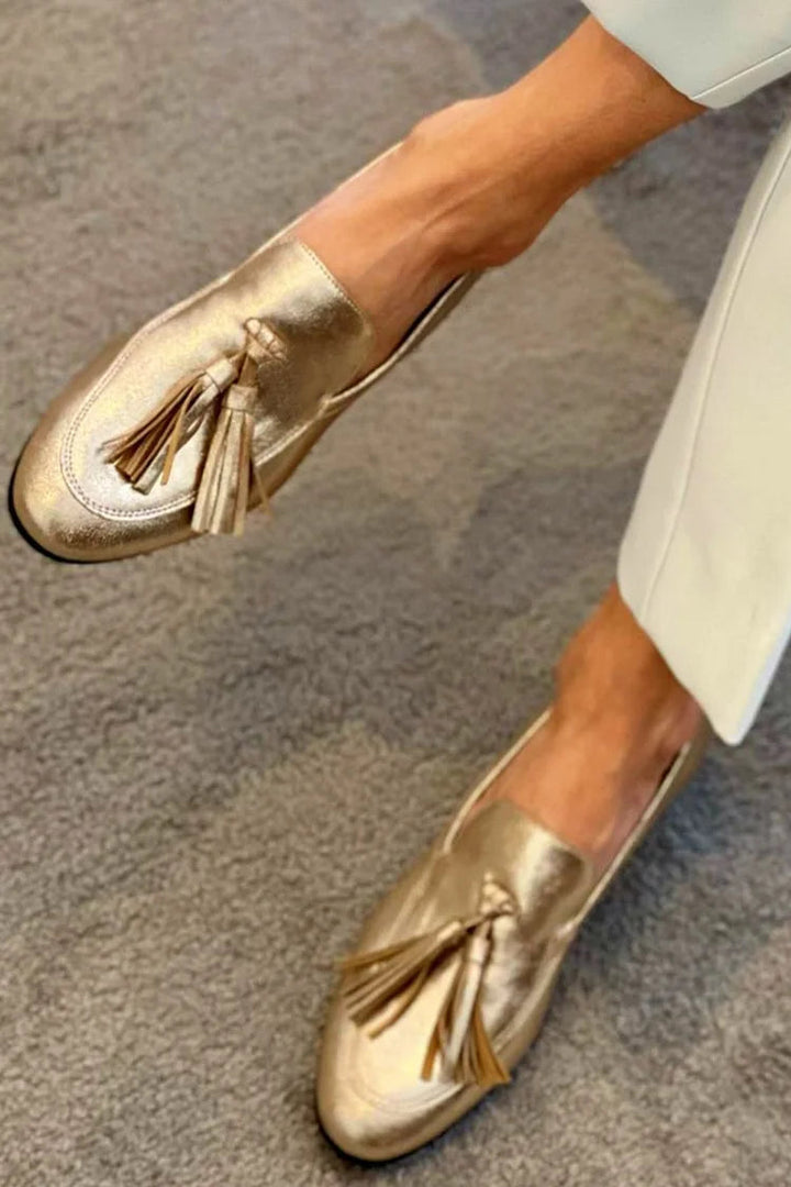 GOLD MOCCASIN WITH TASSELS