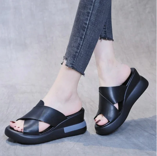 EVANGELINE – FASHION ORTHOPAEDIC SANDALS