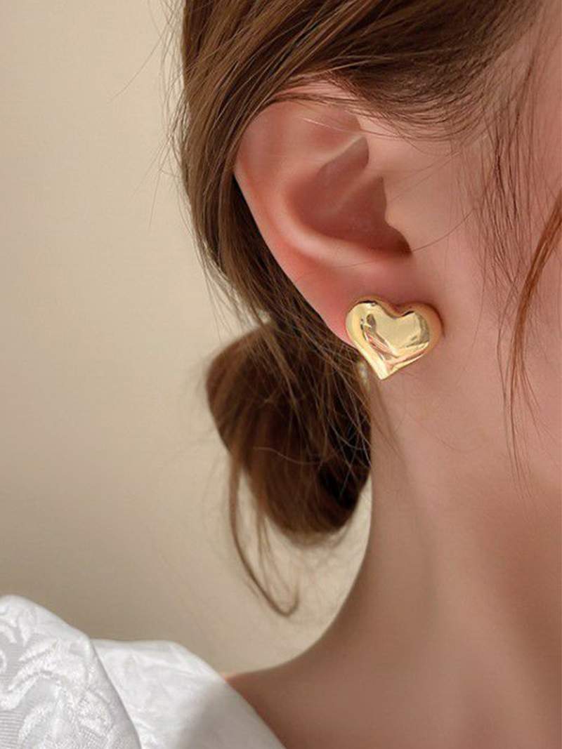 BB™ | Chunky Heart Earrings