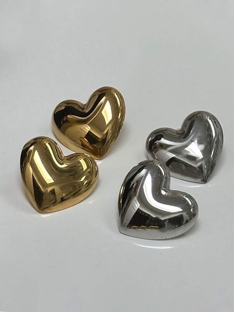 BB™ | Chunky Heart Earrings