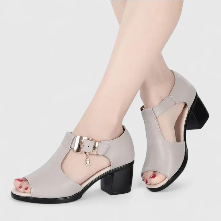 YLTHARISSEA – ELEGANT SANDALS