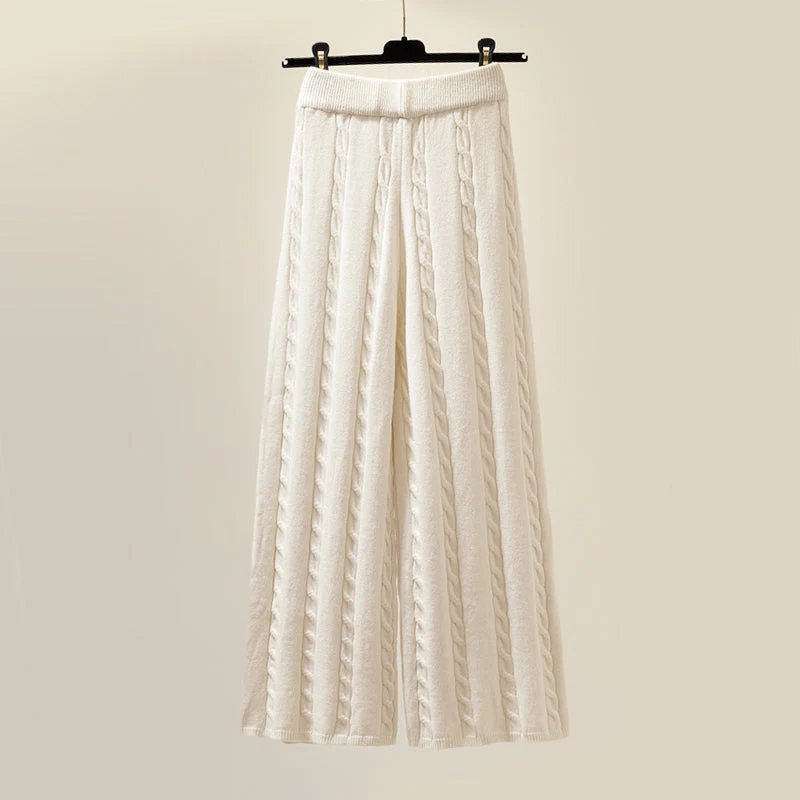 BB™ | Cozy Knitted Ensemble